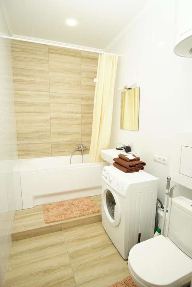 Апартаменты 23d floor sky apartment Харьков-9